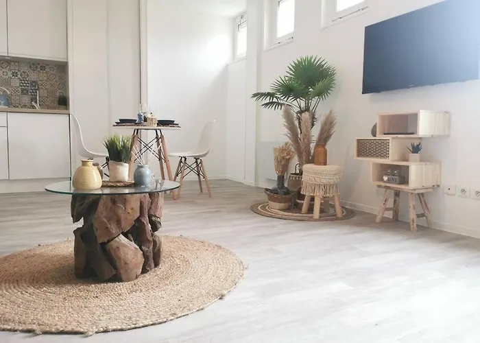 Apartment Le Trekking *studio 30m²*wifi*parking Prive*calme *